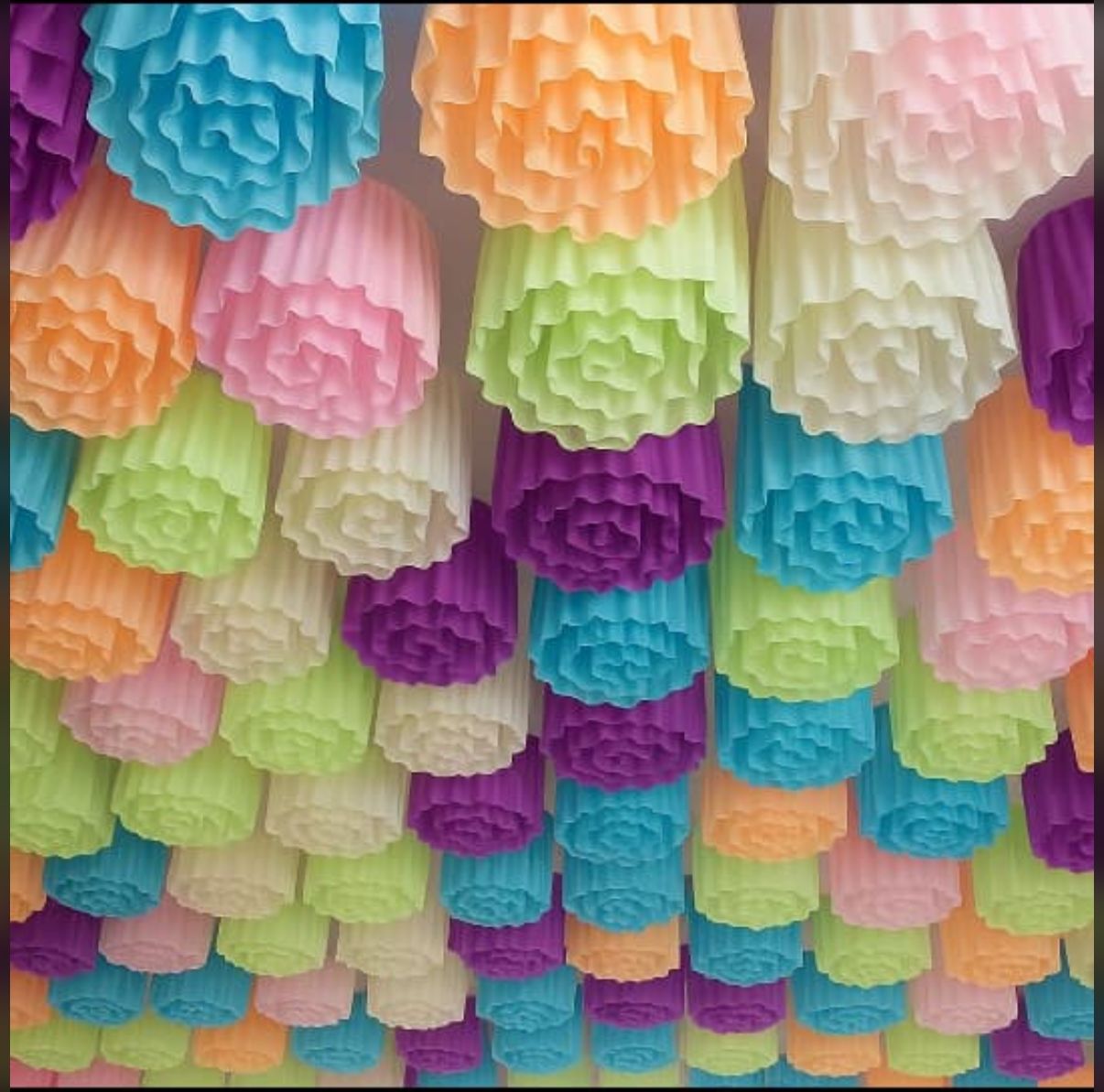 Multicolour Floral Cieling